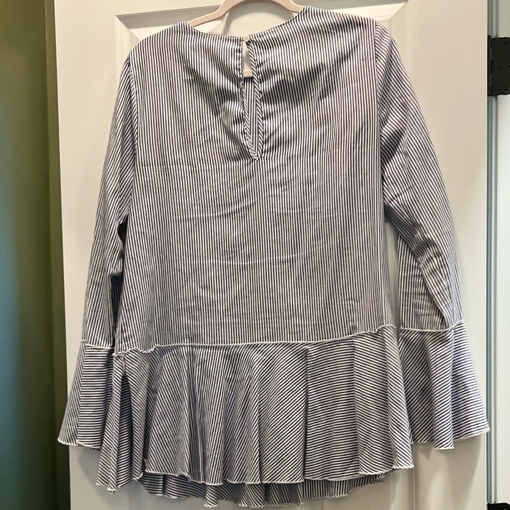 3/$19 Philosophy Blue pinstripe ruffle tunic blouse top - Picture 8 of 16